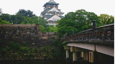 16大阪城天守と極楽橋