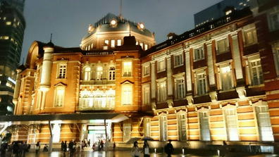190501東京駅令和初日夜景丸の内北口