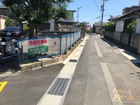 【入口に東洋ハウジングの看板が】